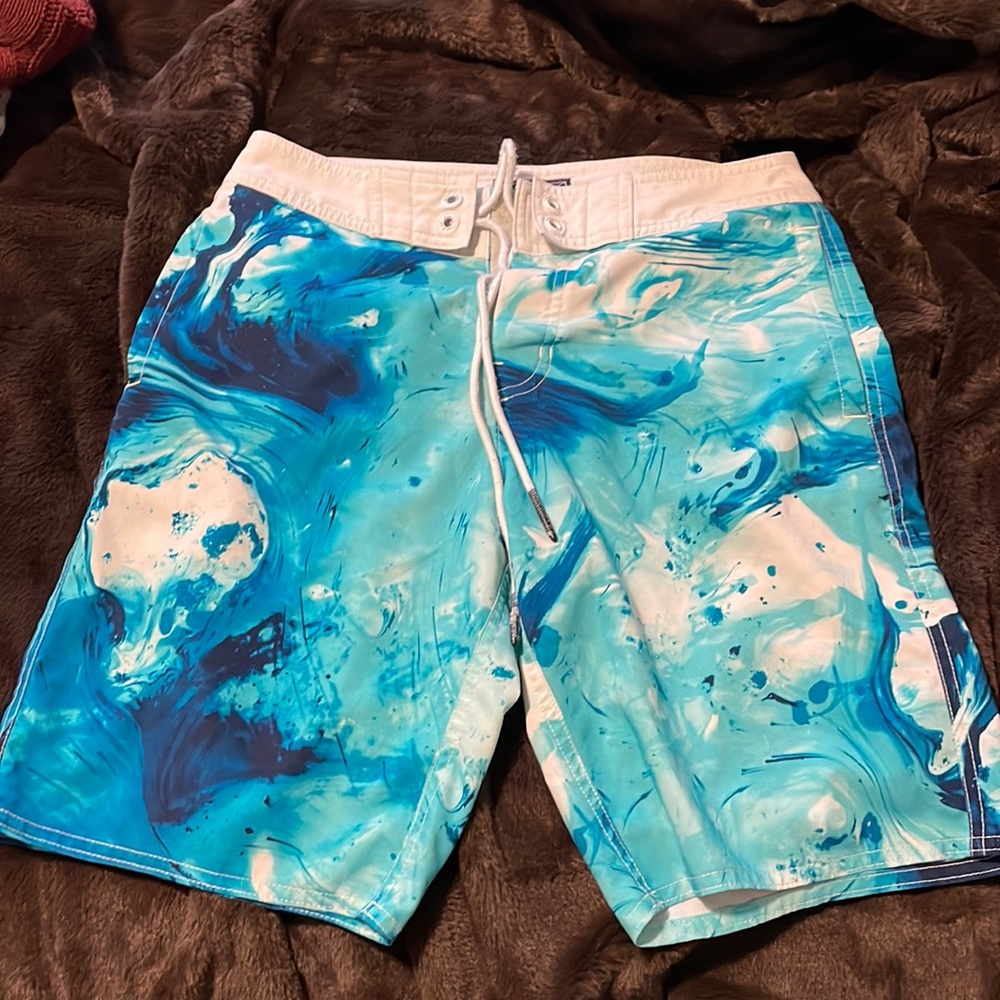 Men’s swimming trunks